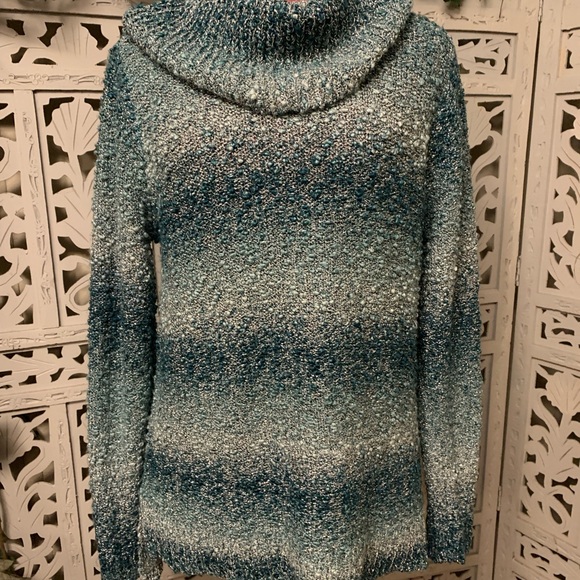 🐋HOST PICK🐋 TURQUOISE BLUE & SILVER COWL NECK SWEATER - Picture 4 of 12